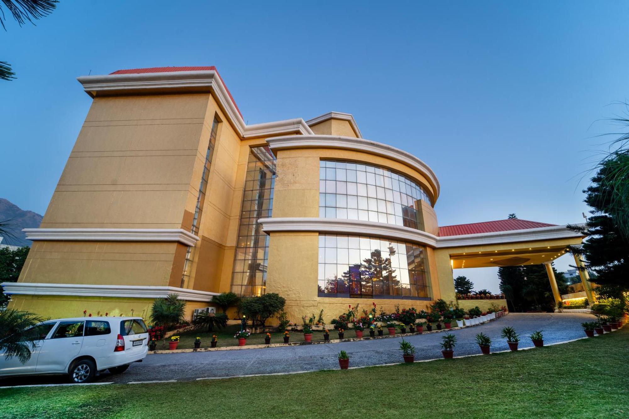 K C Residency Katra Катра Экстерьер фото