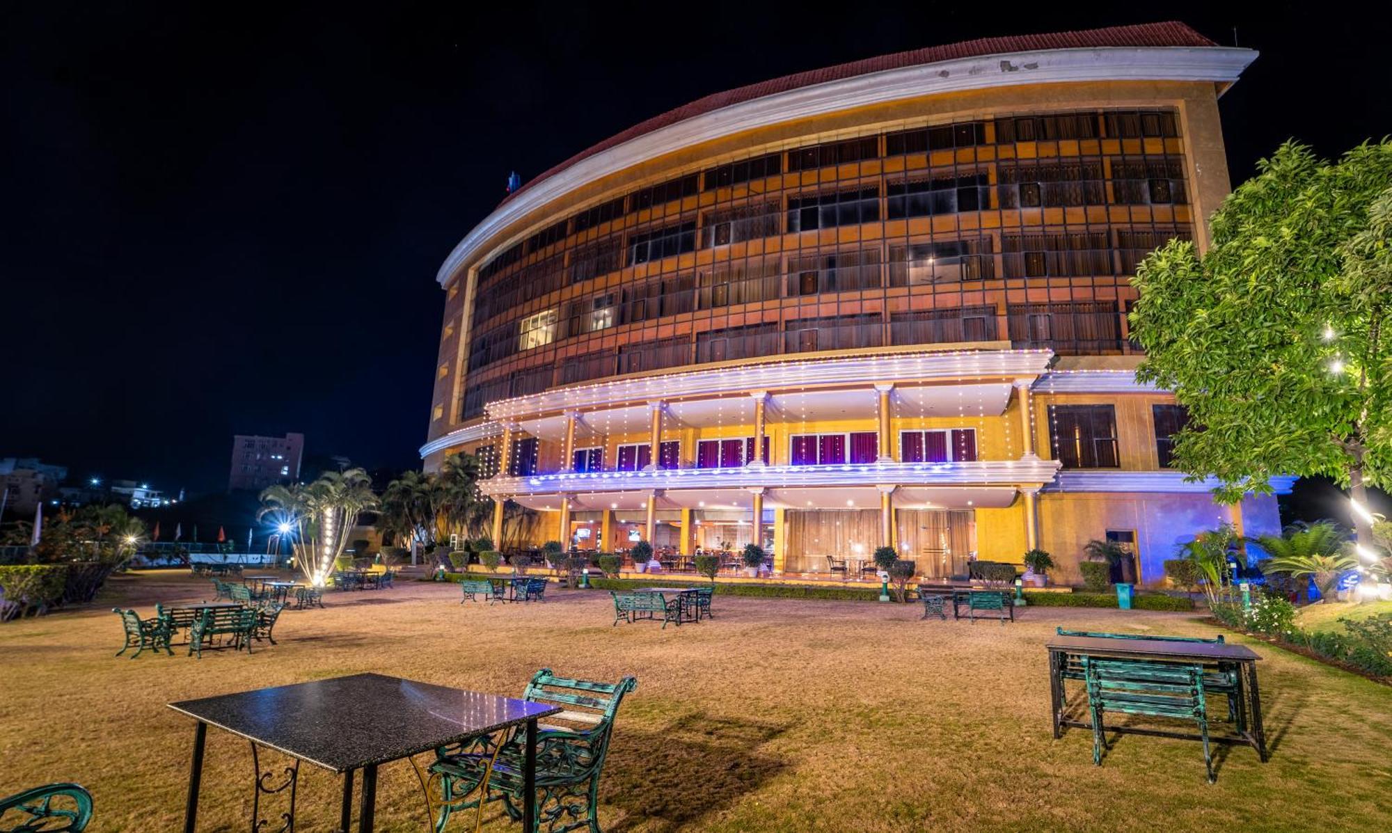K C Residency Katra Катра Экстерьер фото